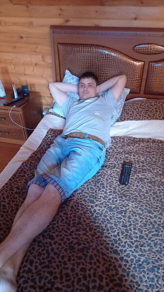  ,   Vladimir, 32 ,   ,   , c , 