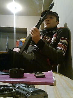  ,   Kapexs, 48 ,  