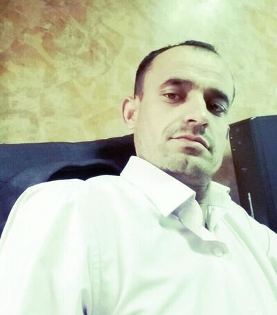  ,   Karim, 46 ,   ,   