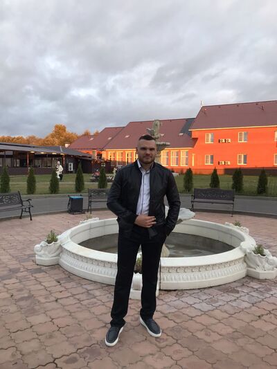  ,   Alex, 32 ,   ,   