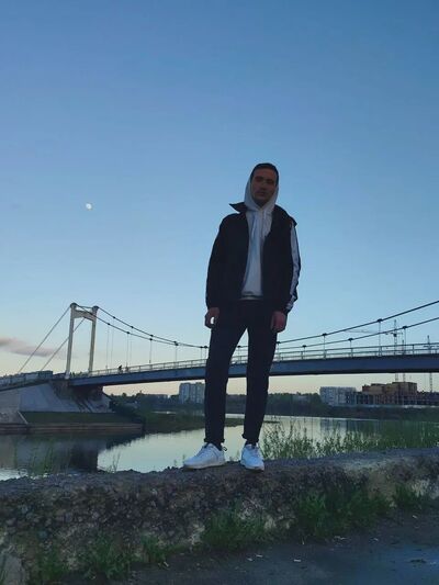  -,   Alexander, 27 ,   ,   , c , 