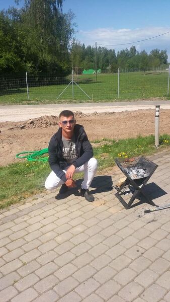  ,   Aleksandrs, 33 ,   ,   , c 