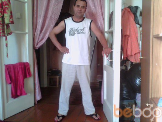  ,   Amir, 52 ,   