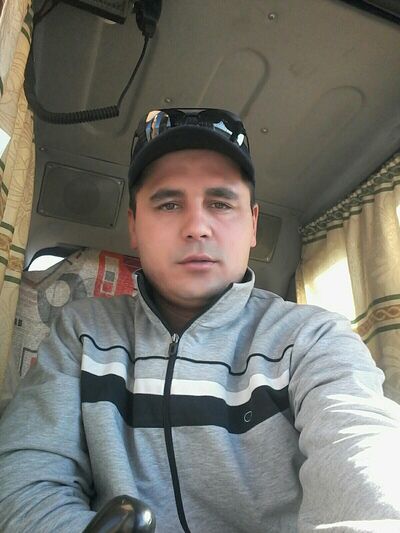  ,   Pahlavon, 33 ,   ,   
