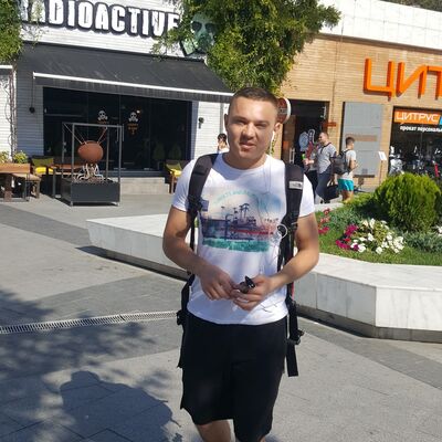  ,   Kanstantin, 32 ,   ,   , c 