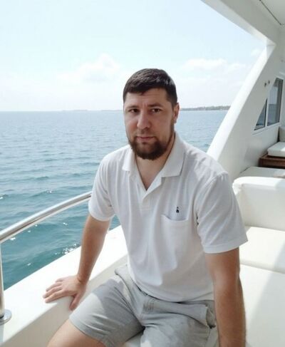  ,   Nik, 34 ,  