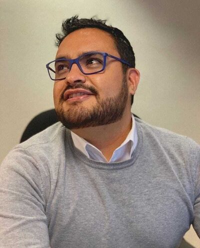  ,   Antonio, 48 ,   ,   