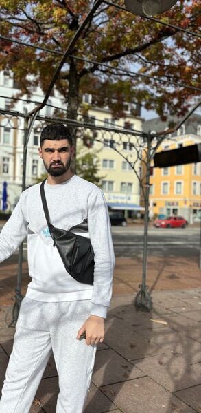  Sarver,   , 28 ,   ,   