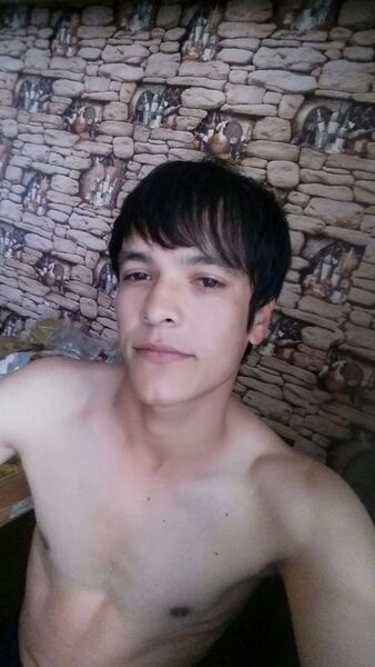   ,   Ali, 32 ,   ,   