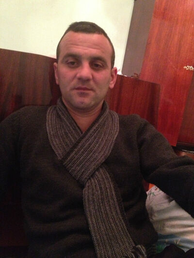 ,   Sayidbek, 47 ,   