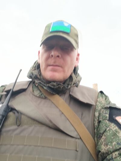  ,   Ilya, 40 ,   ,   