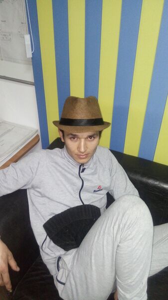  ,   Ziko, 31 ,   