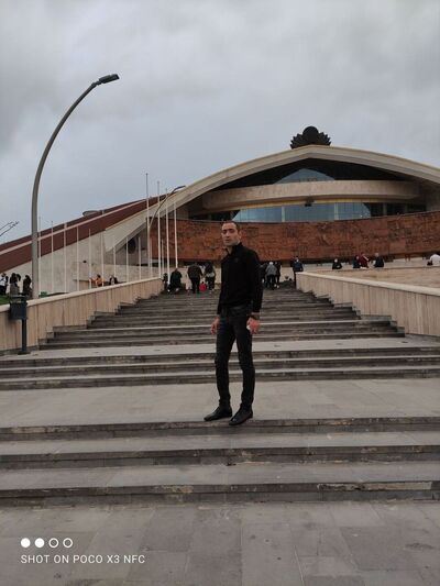 ,   Hayko, 39 ,   ,   