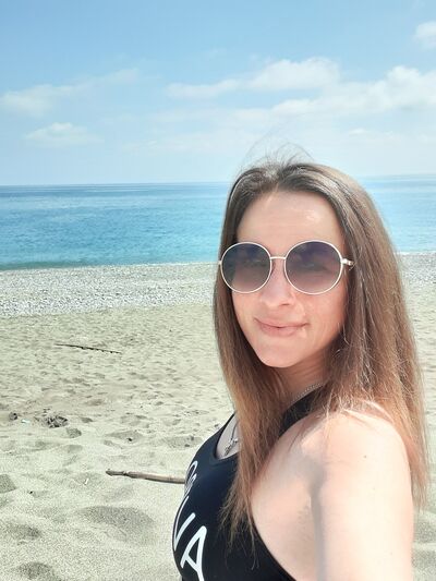  Paola,   , 41 ,   ,   