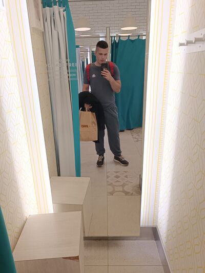   ,   Roman, 22 ,   ,   