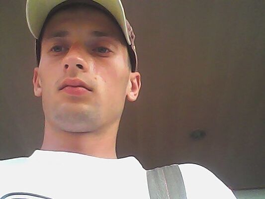  ,   Dima, 33 ,  