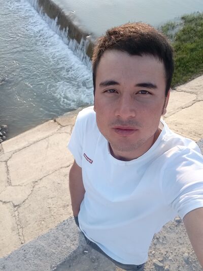  ,   Axmed, 27 ,   ,   