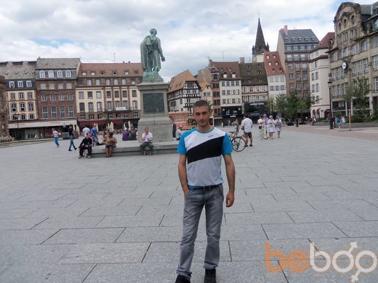  ,   Artur, 42 ,   