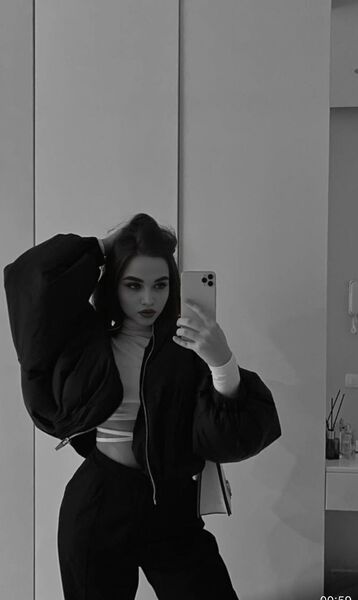 --,   Liza, 20 ,   ,   