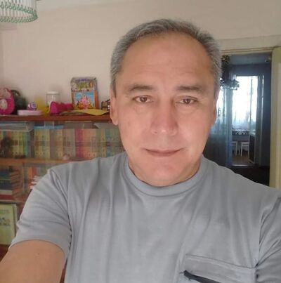 ,   Oleg, 61 ,   ,   , c 