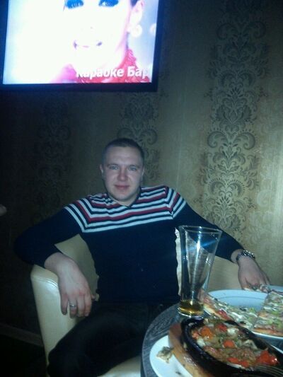  -,   Dima, 35 ,   
