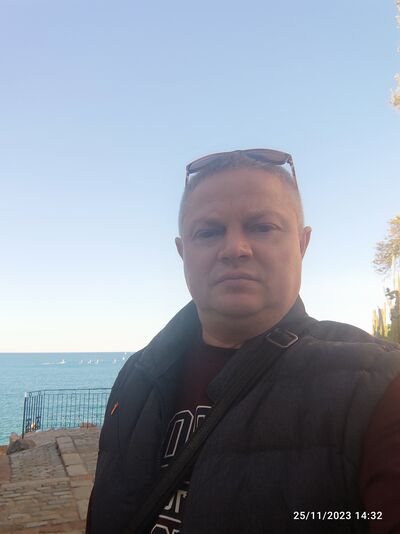  Antibes,   Mircea, 43 ,   c 