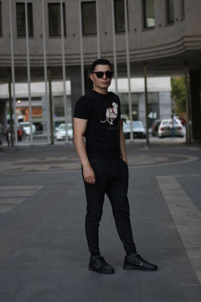  ,   Dav, 25 ,   ,   