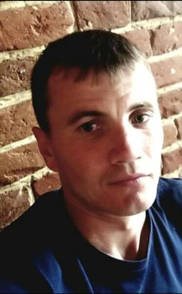  ,   Ruslan, 32 ,   ,   
