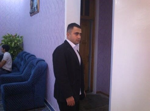  ,   Zviadi, 33 ,   