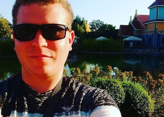  ,   Maksim, 37 ,  