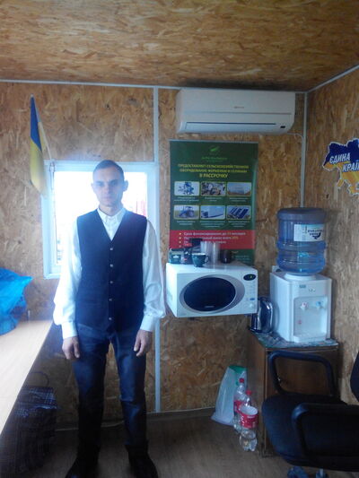  ,   Yurij, 49 ,   ,   , c 
