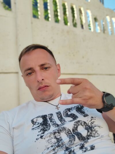  -,   Artem, 34 ,   ,   