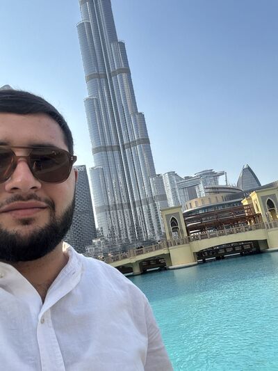  ,   Armen, 25 ,   ,   , c , 