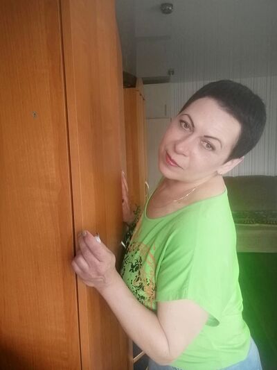  ,   Irina, 57 ,   c 