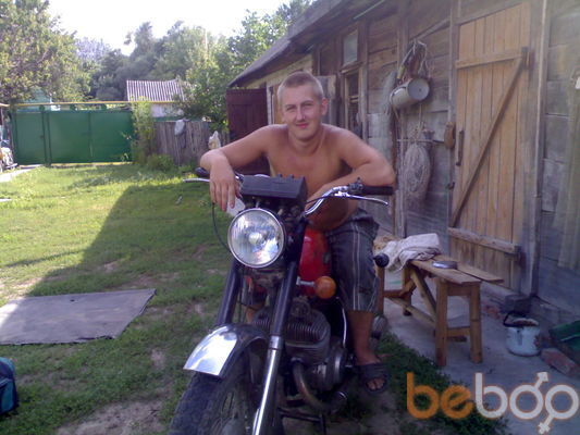  3206052  Ilya, 32 ,    
