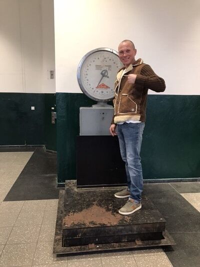  ,   Igor, 42 ,   ,   , c 
