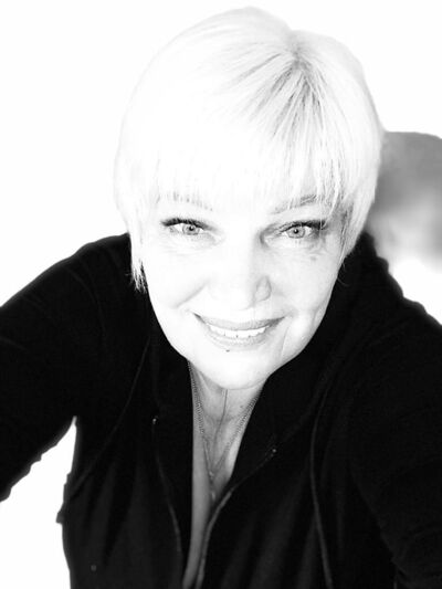  ,   Nadena, 62 ,     , c 