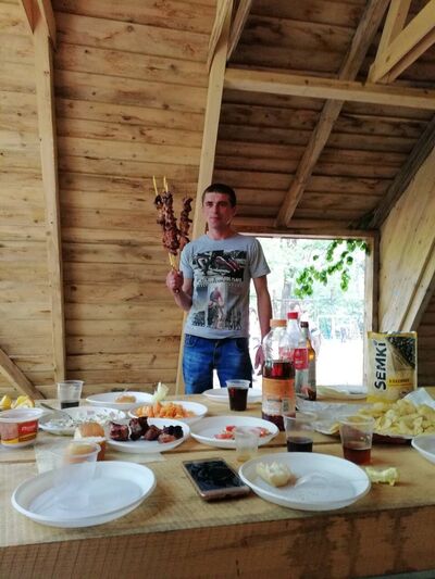  ,   Ivan, 32 ,   