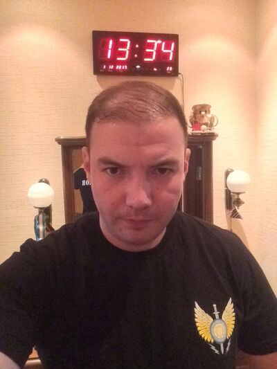  ,   Erik, 35 ,   ,   , c 