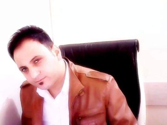  ,   Hakan, 44 ,   ,   , c 