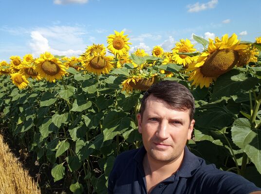  ,   Malchik, 43 ,   ,   