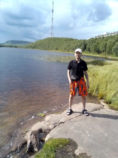  ,   Sergey, 48 ,   ,   