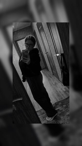  ,   Dana, 22 ,   ,   
