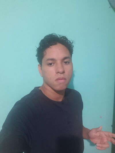  -,   Renato, 20 ,   ,   