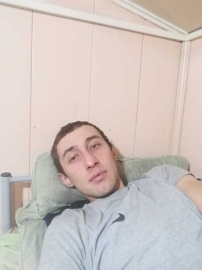  ,   Denis, 31 ,  