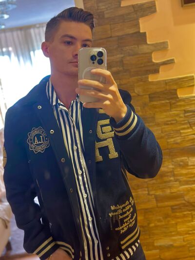  ,   Dan, 22 ,   ,   , c 