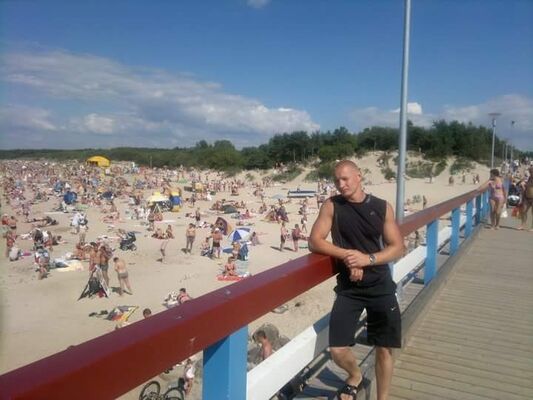  London Colney,   Evaldas, 44 ,   