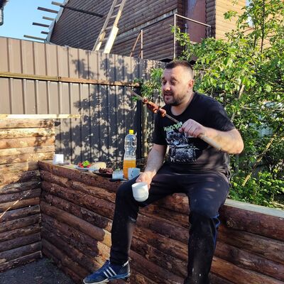  ,   Sergey, 44 ,   ,   