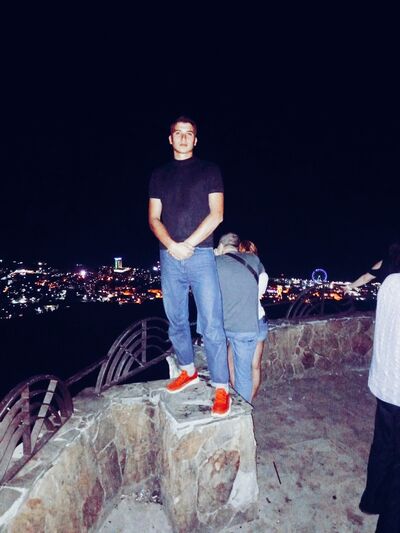  ,   Shoxrux, 20 ,   ,   
