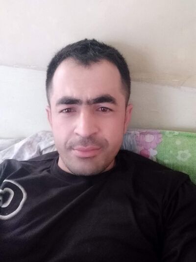  ,   Umidjon, 42 ,   ,   